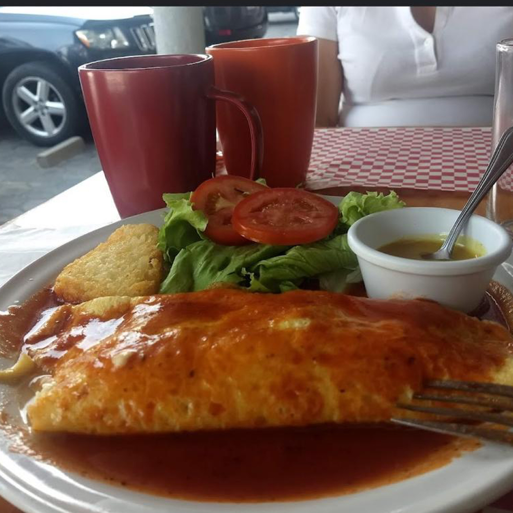 Omelette jamón (50 g) y queso gouda (70 g)